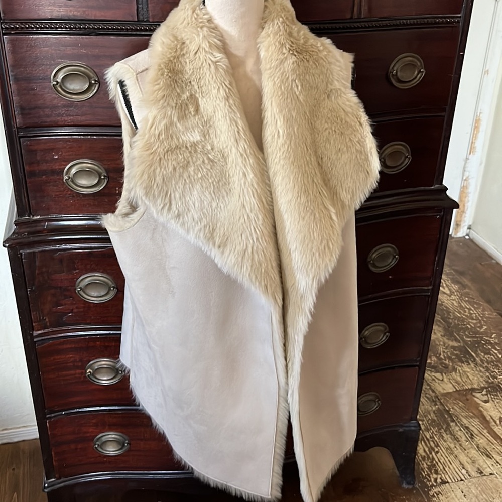 Loft Plus Shearling Vest